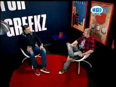 Ο Νίκος Μακρόπουλος και ο Θανάσης Γκαραβέλας στο στούντιο της εκπομπής Mad For Greekz.