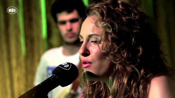 Λόλα Γιαννοπούλου – Believe in you (Jumping Fish Studio)