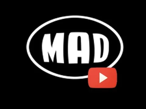 Το λογότυπο του MAD TV με το εικονίδιο αναπαραγωγής του YouTube.