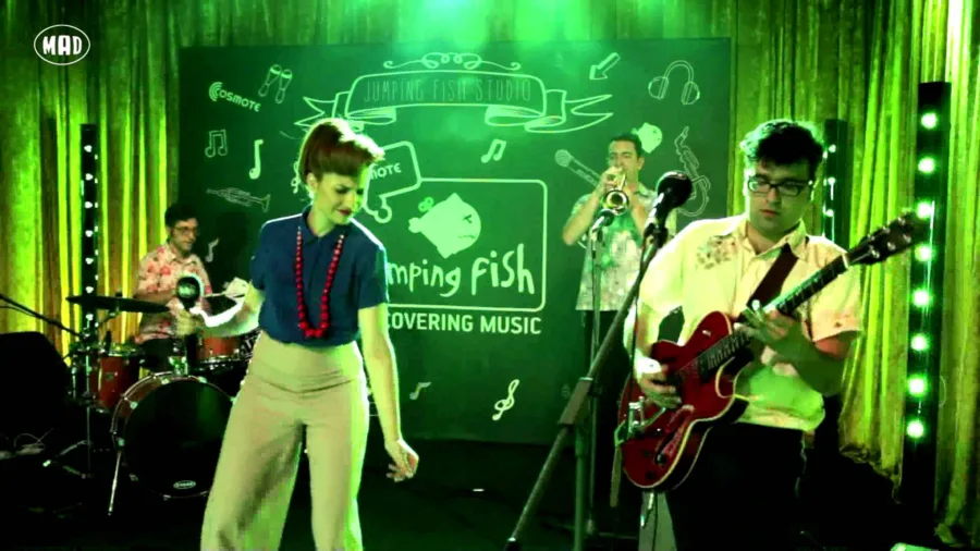 Οι Penny & The Swingin’ Cats σε ζωντανή εμφάνιση στο Jumping Fish Studio.