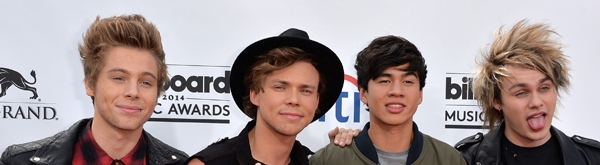 Ακούστε το νέο τραγούδι των 5 Seconds Of Summer, «Kiss Me Kiss Me»!