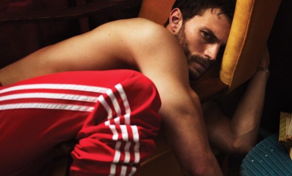 Jamie Dornan: Δείτε τον πρωταγωνιστή των «50 αποχρώσεων του γκρί» στην πιο sexy φωτογράφιση!