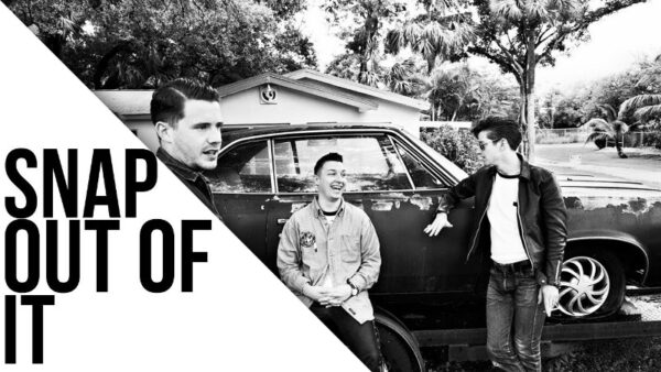 Δείτε το νέο video clip των Arctic Monkeys, «Snap Out Of It»
