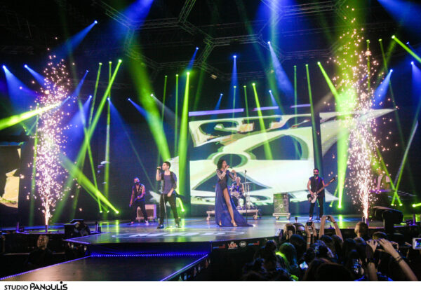 MAD VMA by Airfasttickets: Δείτε την κοινή εμφάνιση που έκαναν οι MΕΛΙSSES με την Courtney!