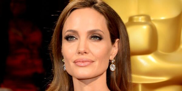 Έρχεται η Angelina Jolie στην Ελλάδα; Δείτε με ποια αφορμή την κάλεσε ο Ηλίας Ψινάκης