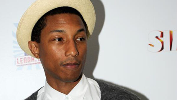 Αντιδράσεις προκάλεσε η φωτογράφιση του Pharrell στο Elle! Γιατί τον κριτικάρουν;