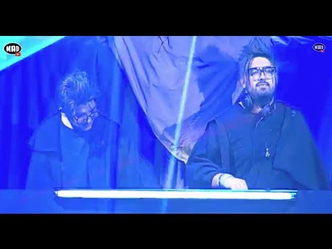 Οι Playmen στην έναρξη των Mad VMA 2014 by Airfasttickets