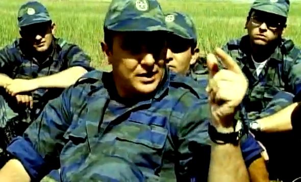 MAD VMA: Ο ελληνικός στρατός στη σκηνή των μουσικών βραβείων