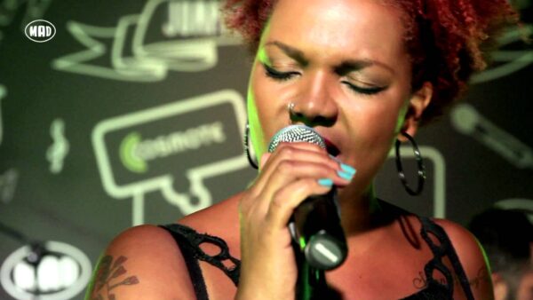Idra Kayne – What is going on (Live @ Jumping Fish Studio 25/7/14)