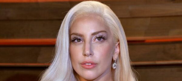 Τι μήνυμα έστειλε η Lady Gaga στη μνήμη της Amy Winehouse;
