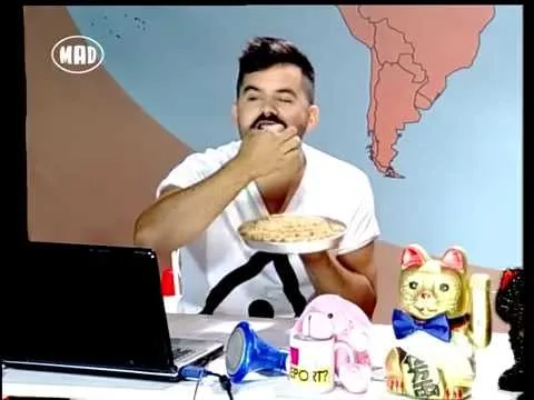 Ο Fran στο πλατό της εκπομπής Loca Report του Mad TV.