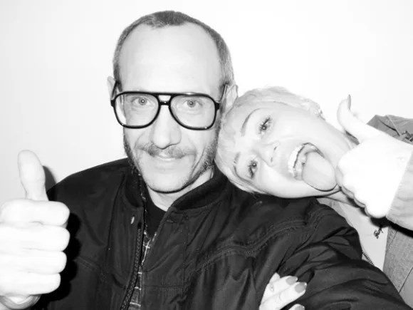 miley10-580x435