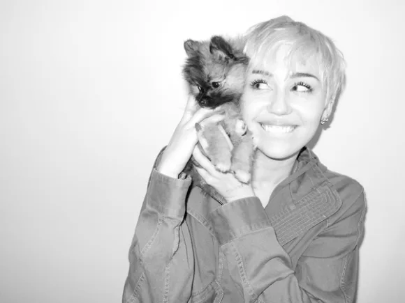 miley4-580x435