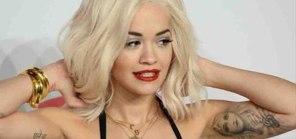 Η Rita Ora καλημερίζει το Los Angeles…γυμνή!
