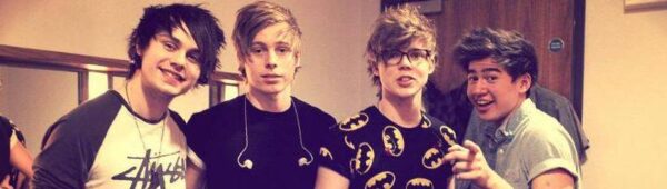Δείτε τους 5 Seconds Of Summer να χορεύουν με τα εσώρουχα!