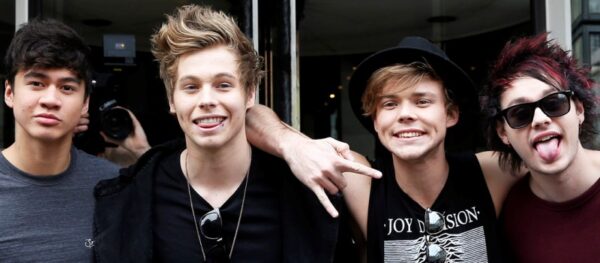 Οι 5 Seconds Of Summer κάνουν πρόβα…γυμνοί!