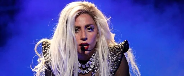 Η Lady Gaga στη σκηνή του iHeartRadio Music Festival στο Λας Βέγκας.