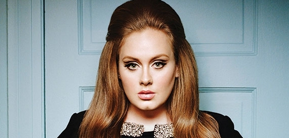 Ακούστε δυο ακυκλοφόρητα τραγούδια της Adele!