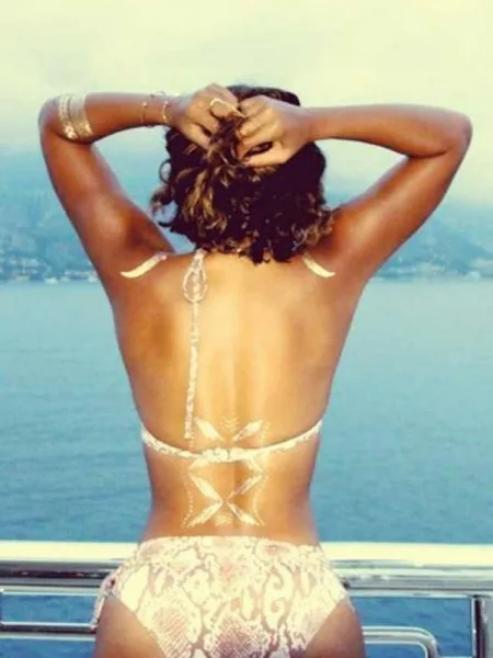 beyonce-bikini-71