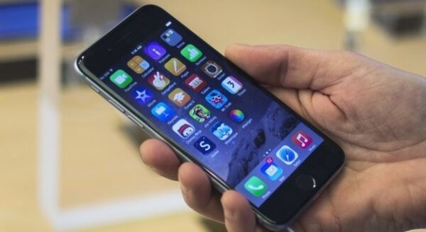 Πρωτοφανής τρέλα για το νέο iPhone!