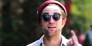 Ποιο είναι το νέο αμόρε του Robert Pattinson;