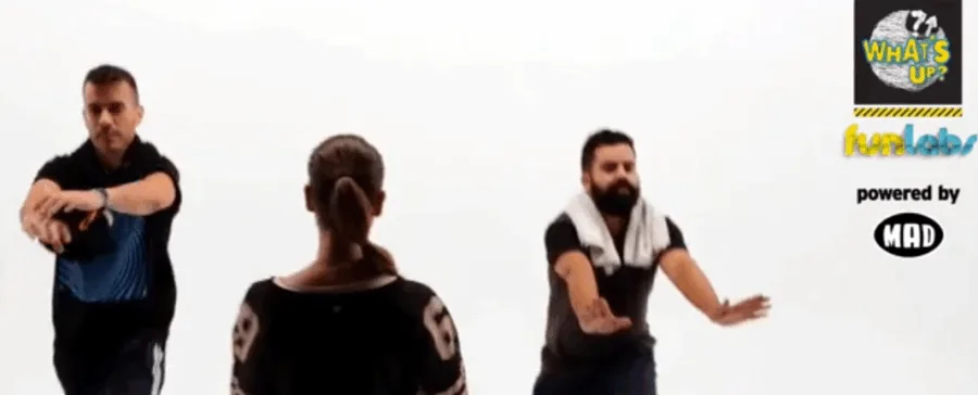 Ο Φραν και ο Δημήτρης Μαυροκεφαλίδης κάνουν γυμναστική στο What's Up Funlabs.