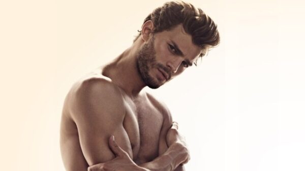 Jamie Dornan: «Το 50 Shades of Grey σπάει τα ταμπού, αλλά δεν είναι πορνό»