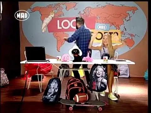 Ο Fran και η Μαντώ στο πλατό της εκπομπής Loca Report του Mad TV.