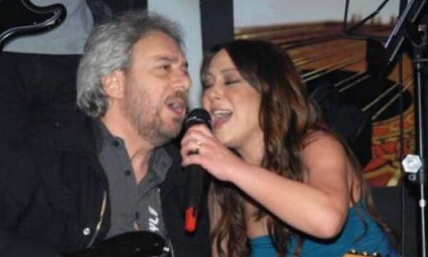 To συγκινητικό “αντίο” της Μελίνας Ασλανίδου στον Αντώνη Βαρδή