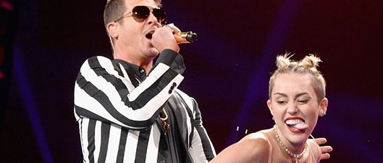 Υπεύθυνη για ακύρωση σχολικού χορού η…Miley Cyrus!