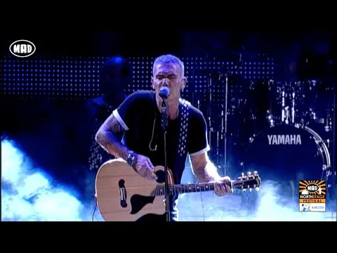Ο Στέλιος Ρόκκος στη σκηνή του Mad North Stage Festival.