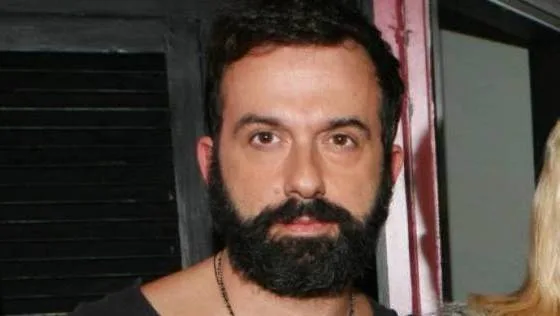 Ο Κωνσταντίνος Ρήγος σε κοντινό πλάνο.