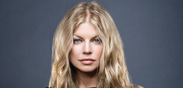 Σας  έλειψε; Δείτε την επιστροφή της Fergie με το lyric video του «L.A. Love(La La)»