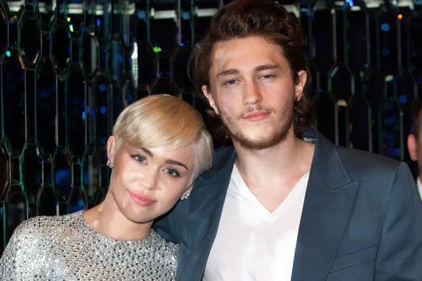 Baison-Cyrus-MAIN