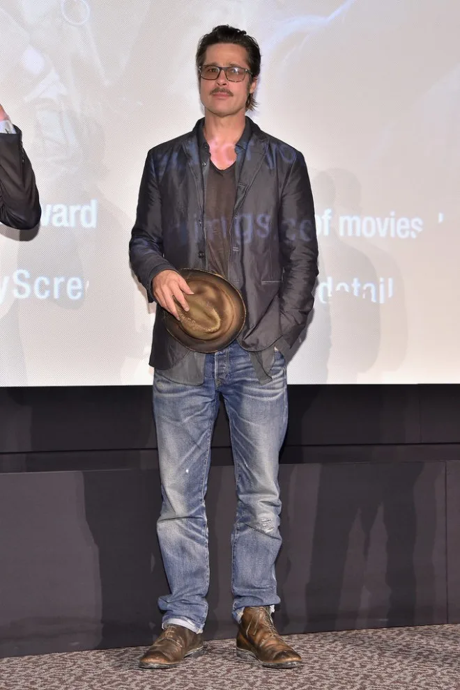 Brad-Pitt-surprised-everyone-NYC-screening-Fury-Tuesday