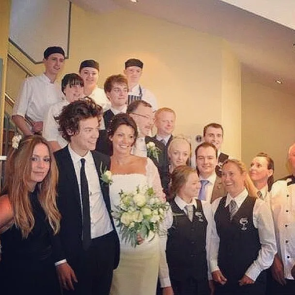 He-Best-Man-His-Mom-Wedding
