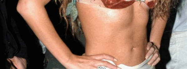 11 επώνυμοι με supersexy στολές για το Halloween! Δείτε τις φωτογραφίες.