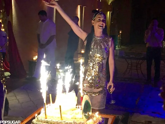 Pictures-From-Katy-Perry-30th-Birthday-Party (1)