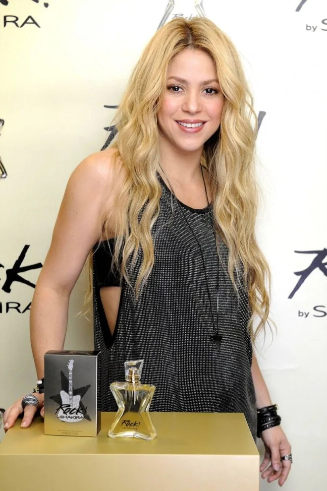 Shakira-talks-about-pregnancy-at-her-Rock-by-Shakira-fragrance-launch-in-Barcelona-Spain (2)