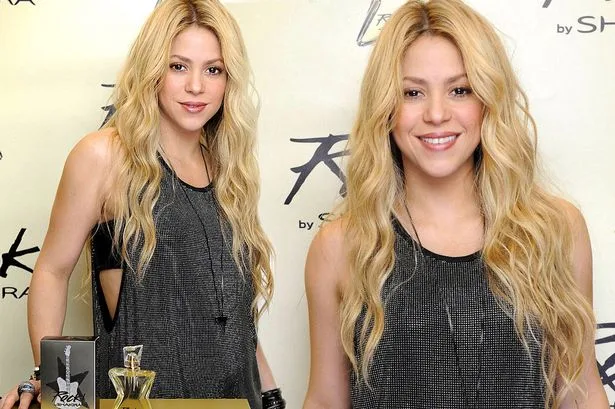 Η Shakira στην παρουσίαση του αρώματος Rock! στη Βαρκελώνη.