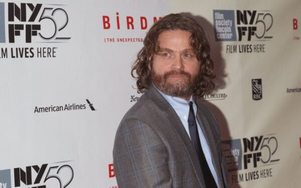 Δείτε την ξεκαρδιστική απάντηση του Zach Galifianakis όταν τον ρώτησε δημοσιογράφος πως αδυνάτισε!