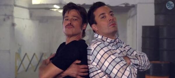 Brad Pitt εναντίον Jimmy Fallon, σε μια επική μάχη breakdance! Δείτε τους