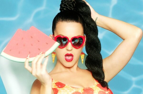 Δείτε τα ερωτικά γράμματα της Katy Perry προς τον αγαπημένο της σε ηλικία 11 ετών!