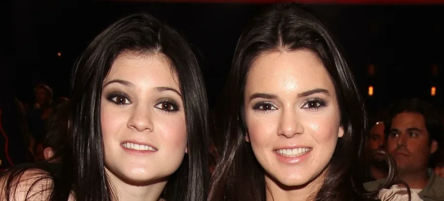 Η Kendall Jenner στα People’s Choice Awards 2011 στο Nokia Theatre του Λος Άντζελες.