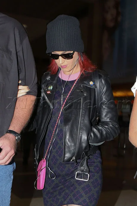 Katy Perry at LAX with pink hair