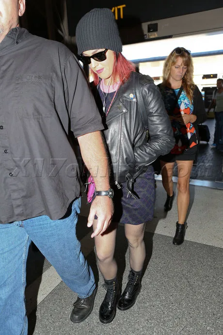 Katy Perry at LAX with pink hair