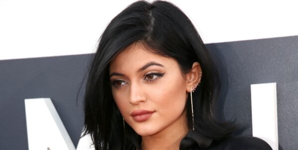 Δείτε πως έχει αλλάξει η Kylie Jenner μέσα σε μόλις ένα χρόνο!