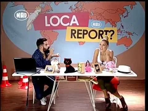 Ο Fran και η Μαντώ στο πλατό της εκπομπής Loca Report του Mad TV.