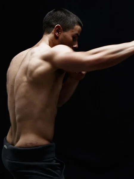 nick-jonas-details-1