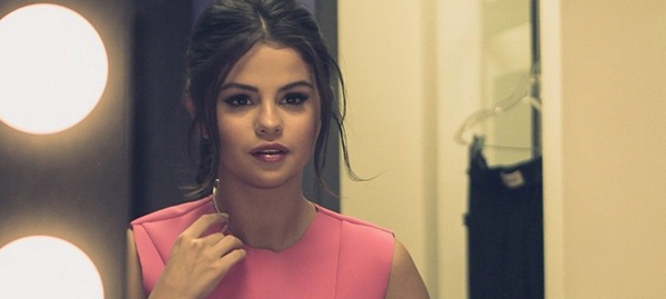 Τι ετοιμάζει μέσα στον Νοέμβριο η Selena Gomez;
